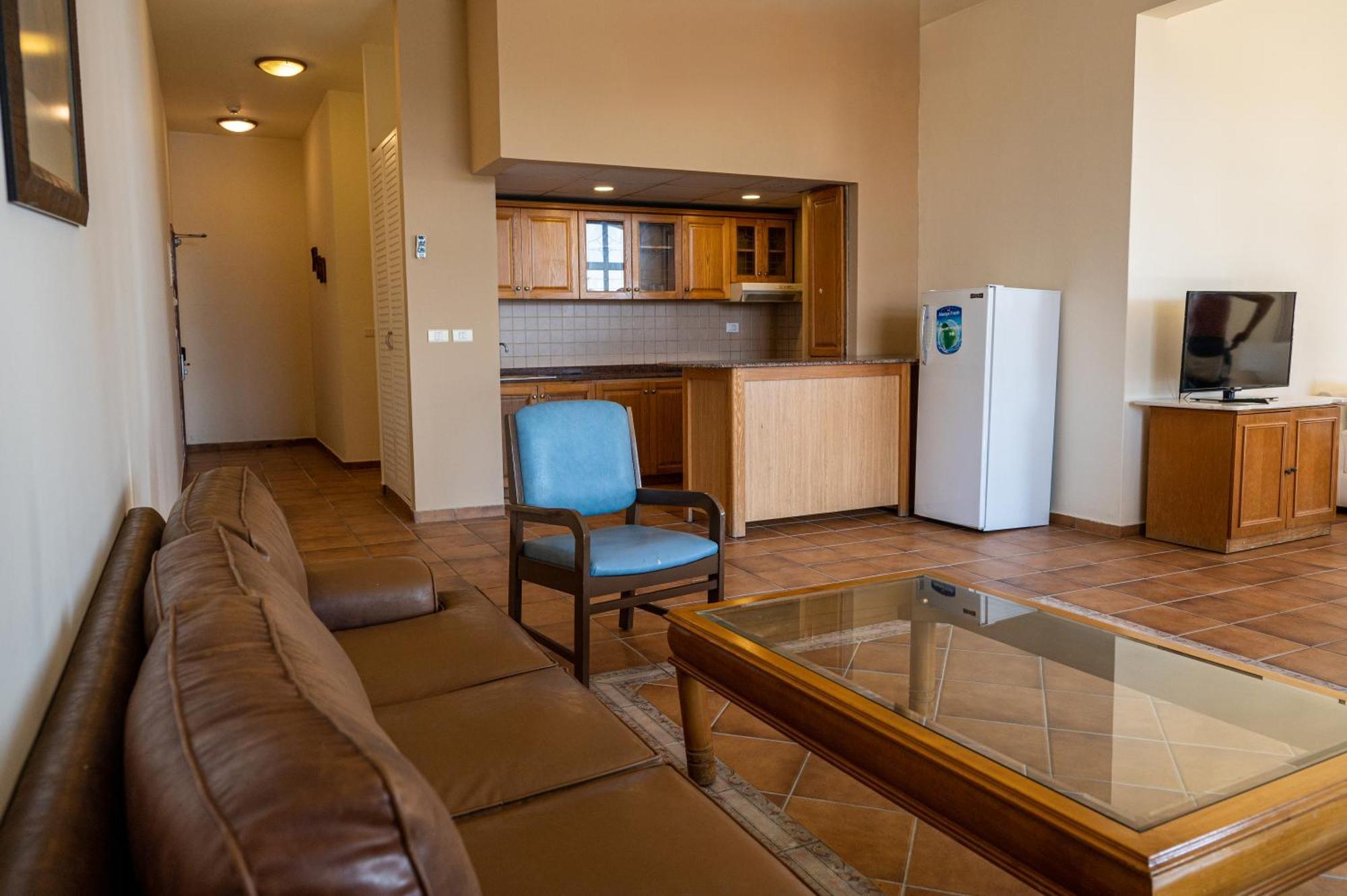 Jiyeh Marina Resort Hotel & Chalets Джийех Экстерьер фото