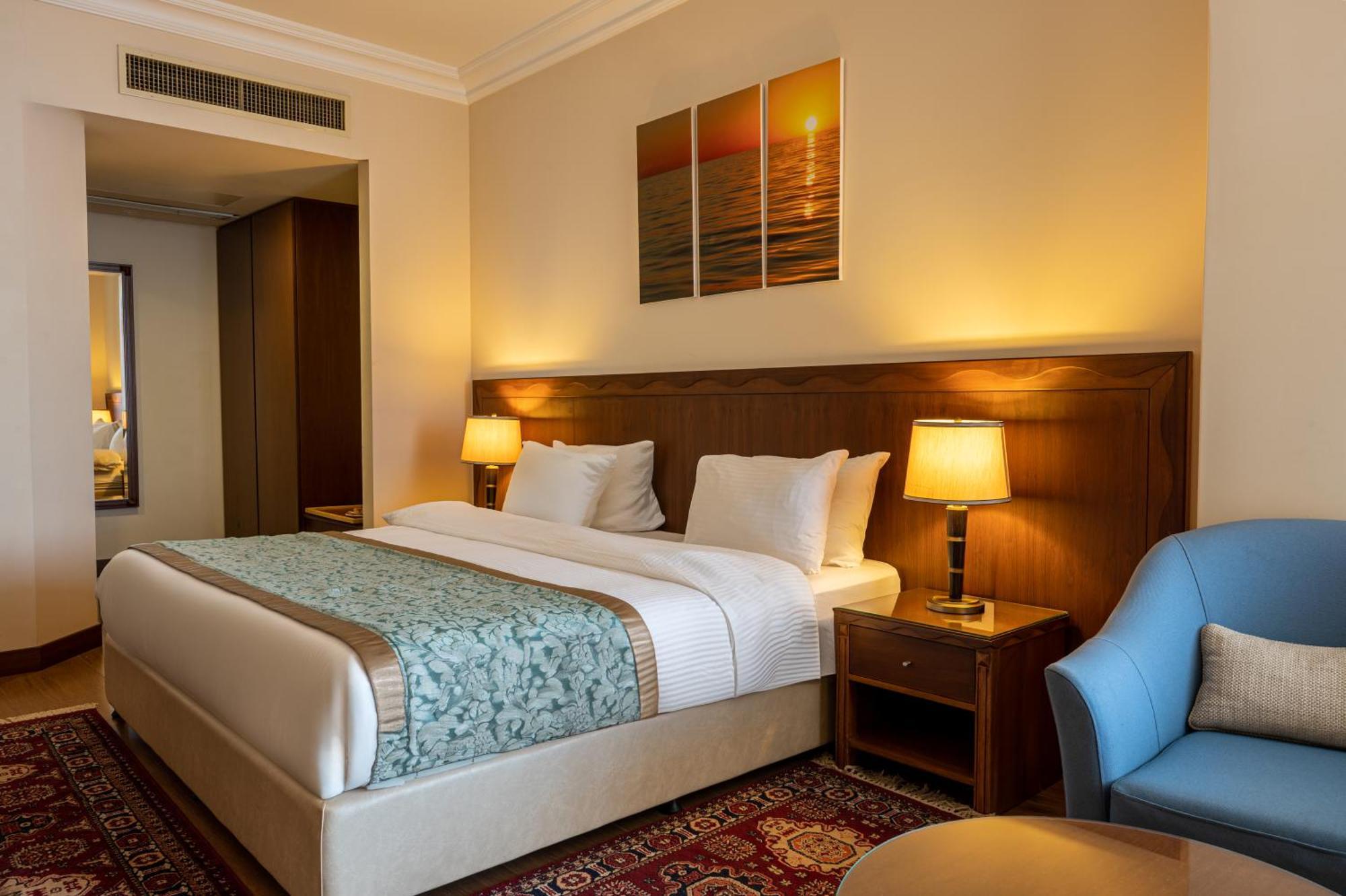 Jiyeh Marina Resort Hotel & Chalets Джийех Экстерьер фото