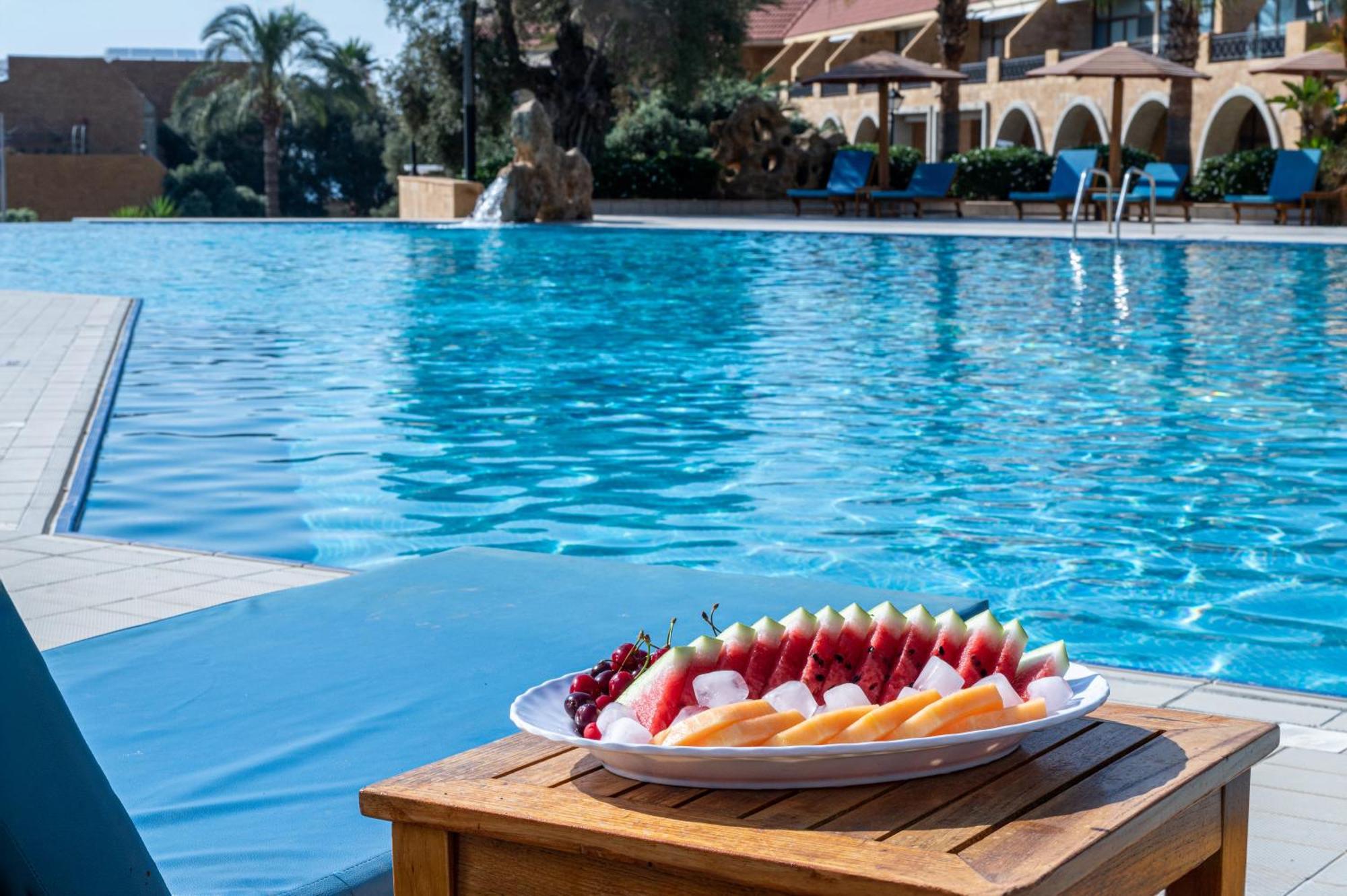 Jiyeh Marina Resort Hotel & Chalets Джийех Экстерьер фото