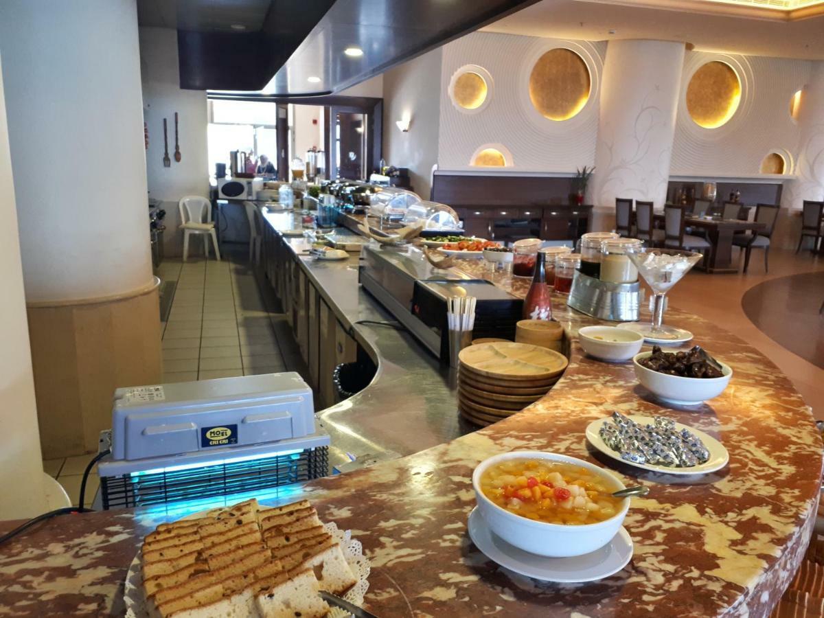 Jiyeh Marina Resort Hotel & Chalets Джийех Экстерьер фото